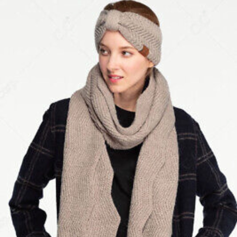 C.C Exclusive Women's Bow Tie Pattern Knit Headband